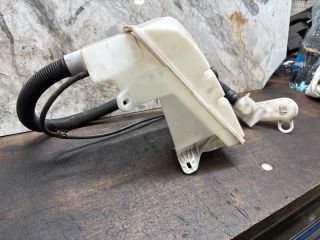 bontott AUDI A2 Ablakmosó Tartály