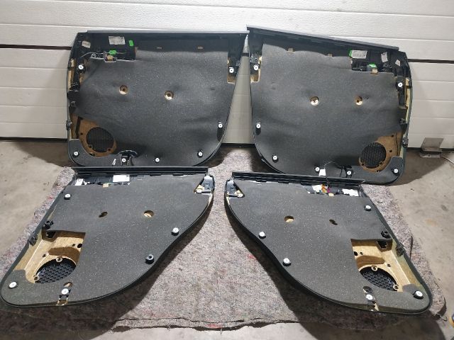 bontott AUDI A2 Ajtó Kárpit Szett