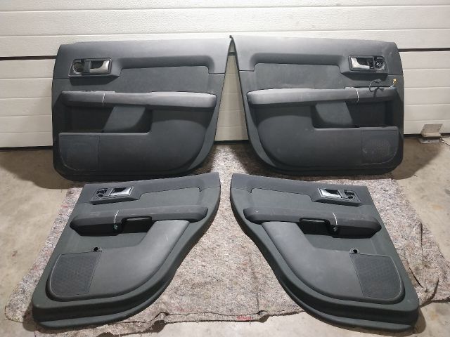 bontott AUDI A2 Ajtó Kárpit Szett