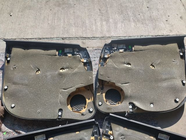 bontott AUDI A2 Ajtó Kárpit Szett