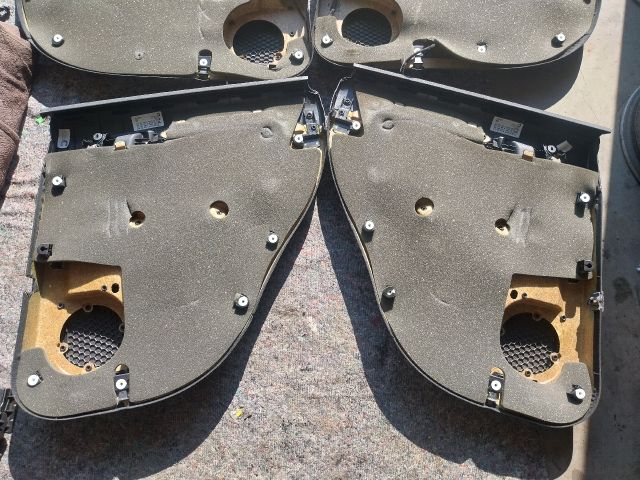 bontott AUDI A2 Ajtó Kárpit Szett