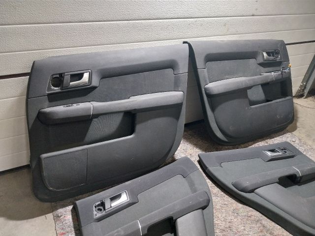 bontott AUDI A2 Ajtó Kárpit Szett