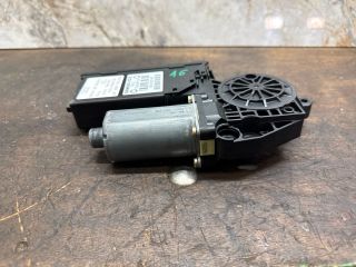 bontott AUDI A2 Bal első Ablakemelő Motor