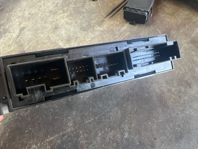 bontott AUDI A2 Bal első Ablakemelő Motor