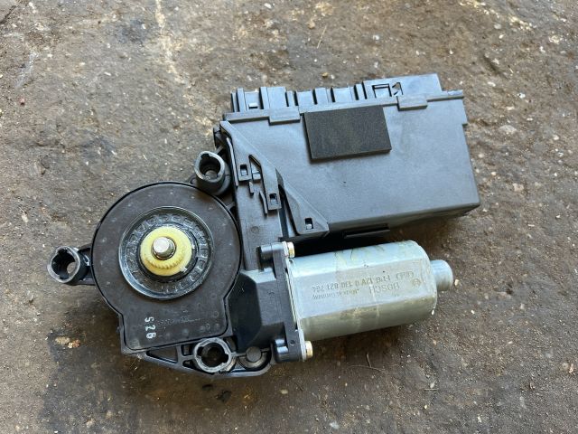 bontott AUDI A2 Bal első Ablakemelő Motor