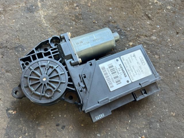 bontott AUDI A2 Bal első Ablakemelő Motor