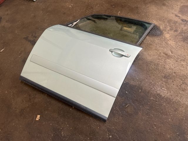 bontott AUDI A2 Bal első Ajtó (Üres lemez)
