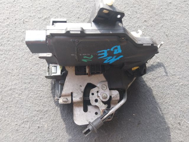 bontott AUDI A2 Bal első Ajtózár Motor