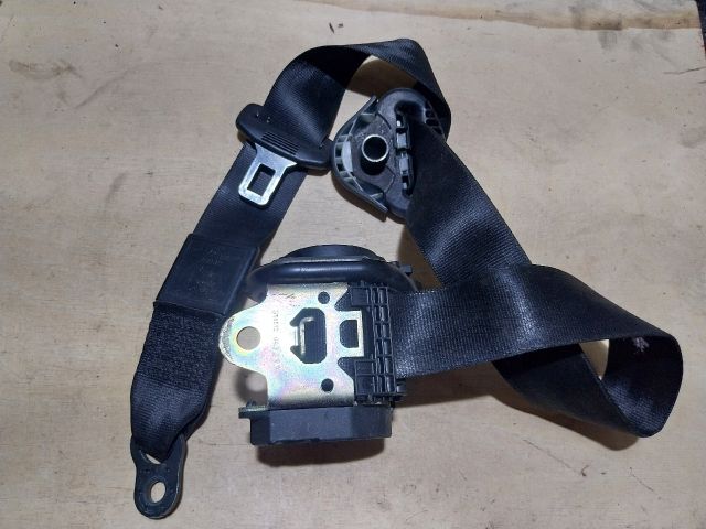 bontott AUDI A2 Bal első Biztonsági Öv