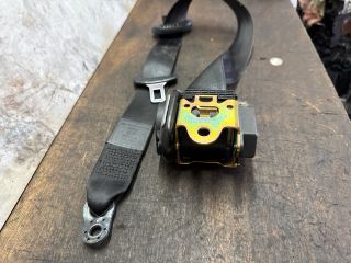 bontott AUDI A2 Bal első Biztonsági Öv