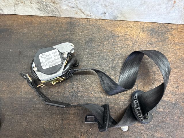 bontott AUDI A2 Bal első Biztonsági Öv