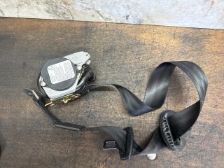 bontott AUDI A2 Bal első Biztonsági Öv