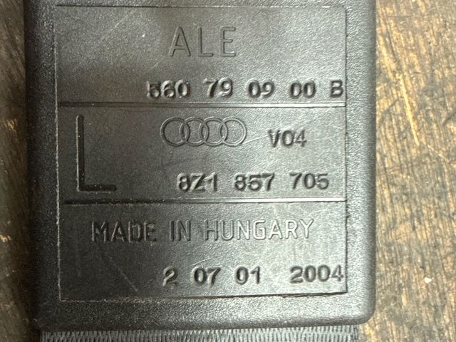 bontott AUDI A2 Bal első Biztonsági Öv