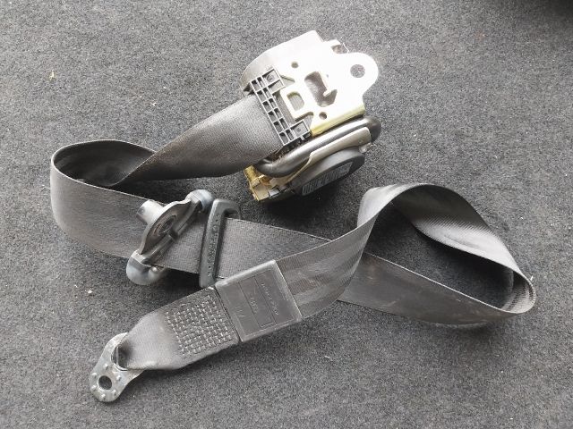 bontott AUDI A2 Bal első Biztonsági Öv