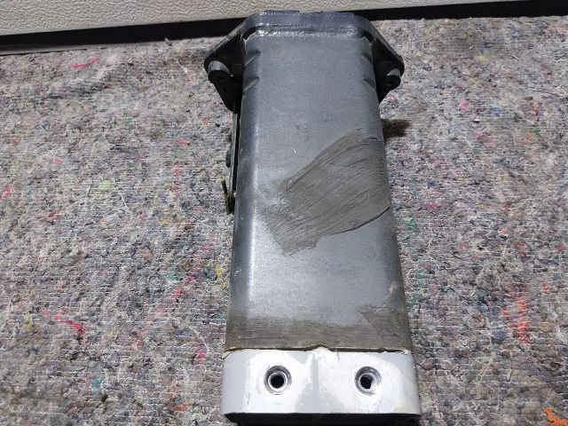 bontott AUDI A2 Bal első Lökhárító Merevítő Tartó (Fém)