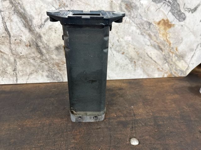 bontott AUDI A2 Bal első Lökhárító Merevítő Tartó (Fém)