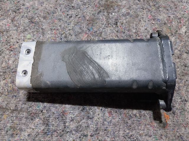 bontott AUDI A2 Bal első Lökhárító Merevítő Tartó (Fém)