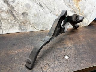 bontott AUDI A2 Bal első Lökhárító Tartó (Műanyag)