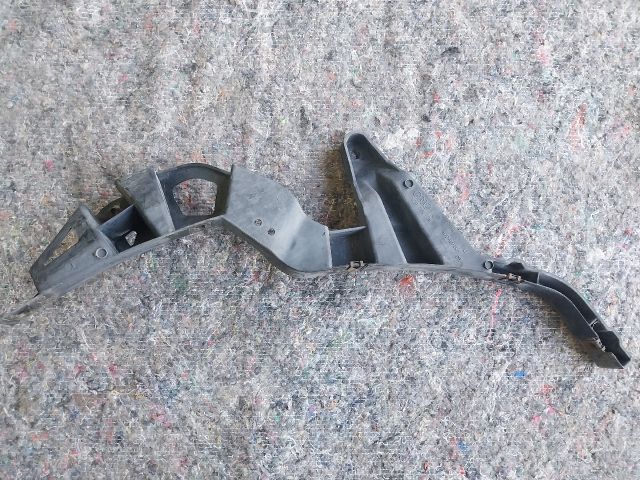 bontott AUDI A2 Bal első Oldal Lökhárító Tartó (Műanyag)