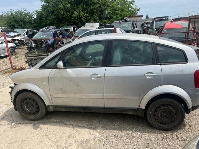 bontott AUDI A2 Bal hátsó Ajtó (Üres lemez)