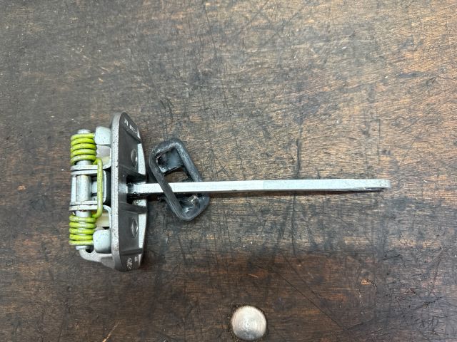 bontott AUDI A2 Bal hátsó Ajtóhatároló