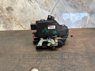 bontott AUDI A2 Bal hátsó Ajtózár