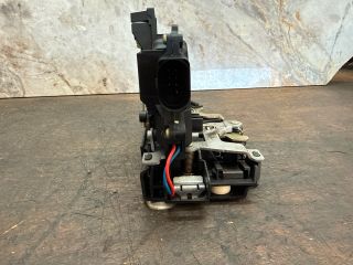 bontott AUDI A2 Bal hátsó Ajtózár