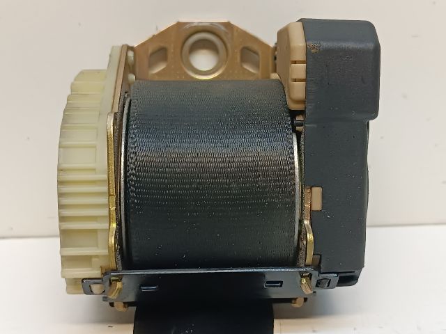 bontott AUDI A2 Bal hátsó Biztonsági Öv