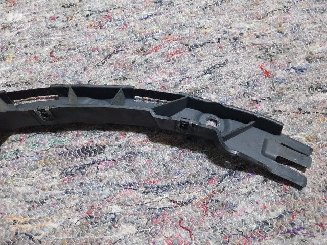 bontott AUDI A2 Bal hátsó Lökhárító Tartó (Műanyag)