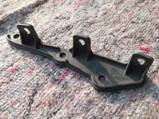 bontott AUDI A2 Bal hátsó Oldal Lökhárító Tartó (Műanyag)