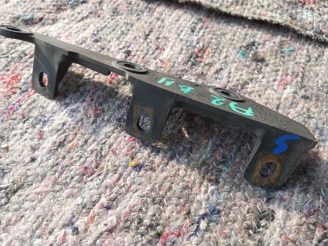 bontott AUDI A2 Bal hátsó Oldal Lökhárító Tartó (Műanyag)