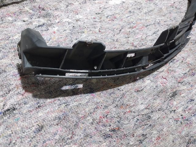 bontott AUDI A2 Bal hátsó Oldal Lökhárító Tartó (Műanyag)