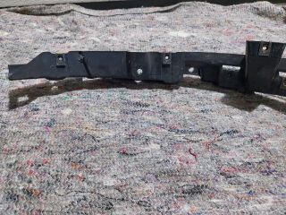 bontott AUDI A2 Bal hátsó Oldal Lökhárító Tartó (Műanyag)