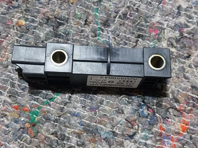 bontott AUDI A2 Bal hátsó Oldal Ütközés Érzékelő