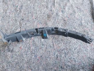 bontott AUDI A2 Bal Sárvédő Oldaltartó