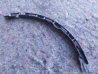 bontott AUDI A2 Bal Sárvédő Oldaltartó