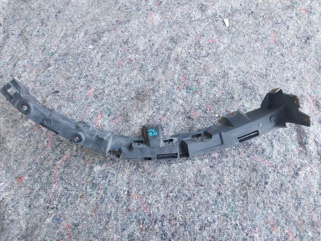 bontott AUDI A2 Bal Sárvédő Oldaltartó