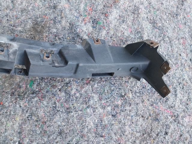 bontott AUDI A2 Bal Sárvédő Oldaltartó