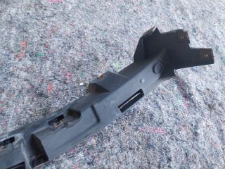 bontott AUDI A2 Bal Sárvédő Oldaltartó