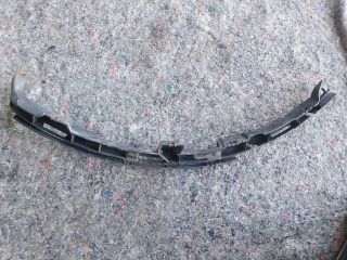 bontott AUDI A2 Bal Sárvédő Oldaltartó