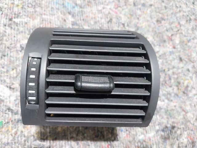 bontott AUDI A2 Bal Szellőző