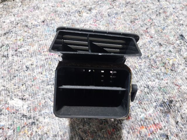 bontott AUDI A2 Bal Szellőző