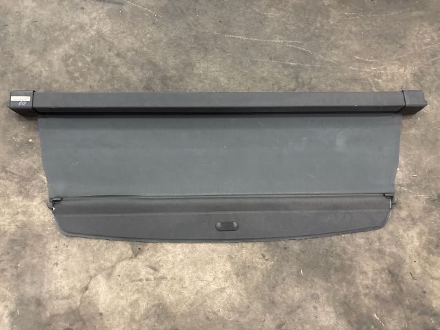 bontott AUDI A2 Csomagtér Roló