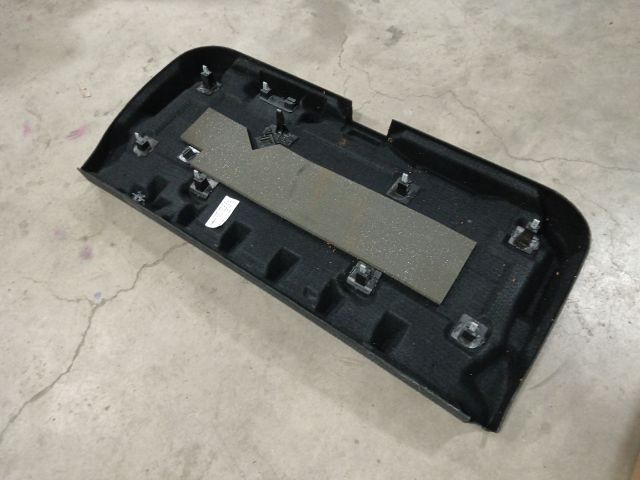 bontott AUDI A2 Csomagtérajtó Kárpit