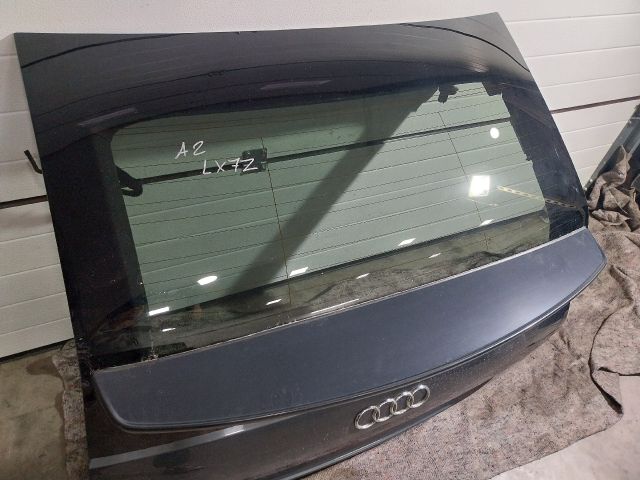 bontott AUDI A2 Csomagtérajtó (Részeivel)