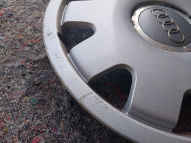 bontott AUDI A2 Dísztárcsa (1 db)