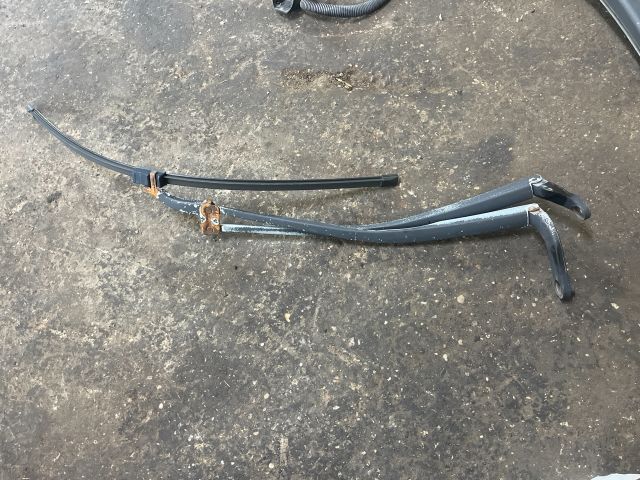 bontott AUDI A2 Első Ablaktörlő Kar