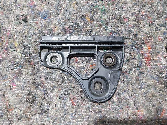 bontott AUDI A2 Első Lökhárító Alsó (Műanyag)