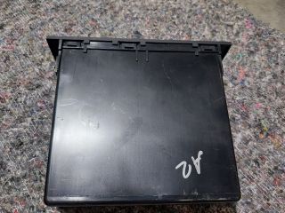 bontott AUDI A2 Első Tároló Rekesz