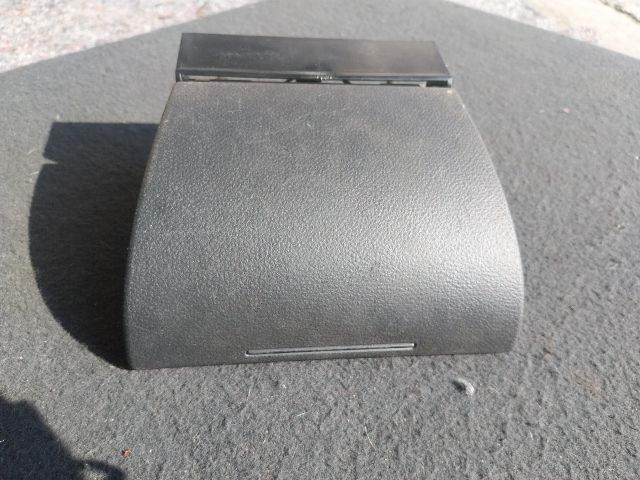 bontott AUDI A2 Első Tároló Rekesz